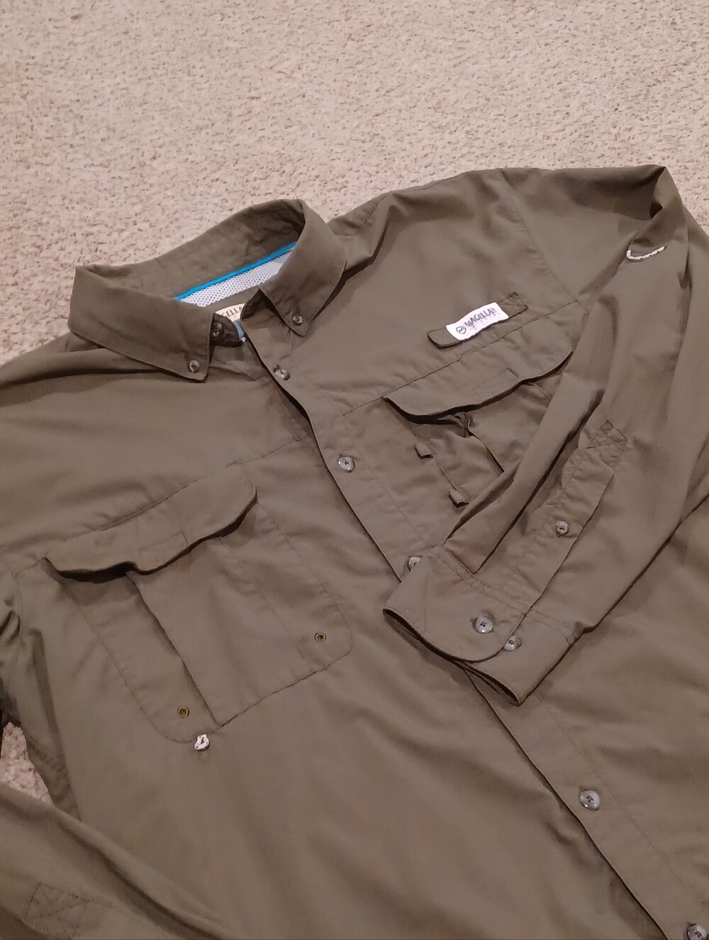 Magellan Outdoors button-down fishing shirt Olive Green Long Sleeved Mens Size L